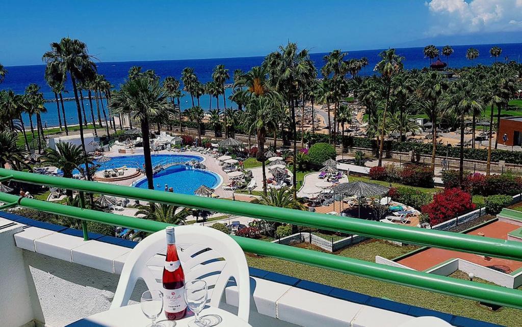 Apartment-Hotel Altamira Costa Adeje  Bagian luar foto